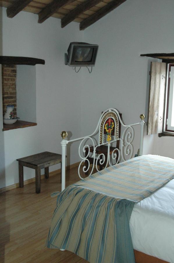Quinta Do Vaqueirinho - Agro-Turismo Villa Marvão Стая снимка